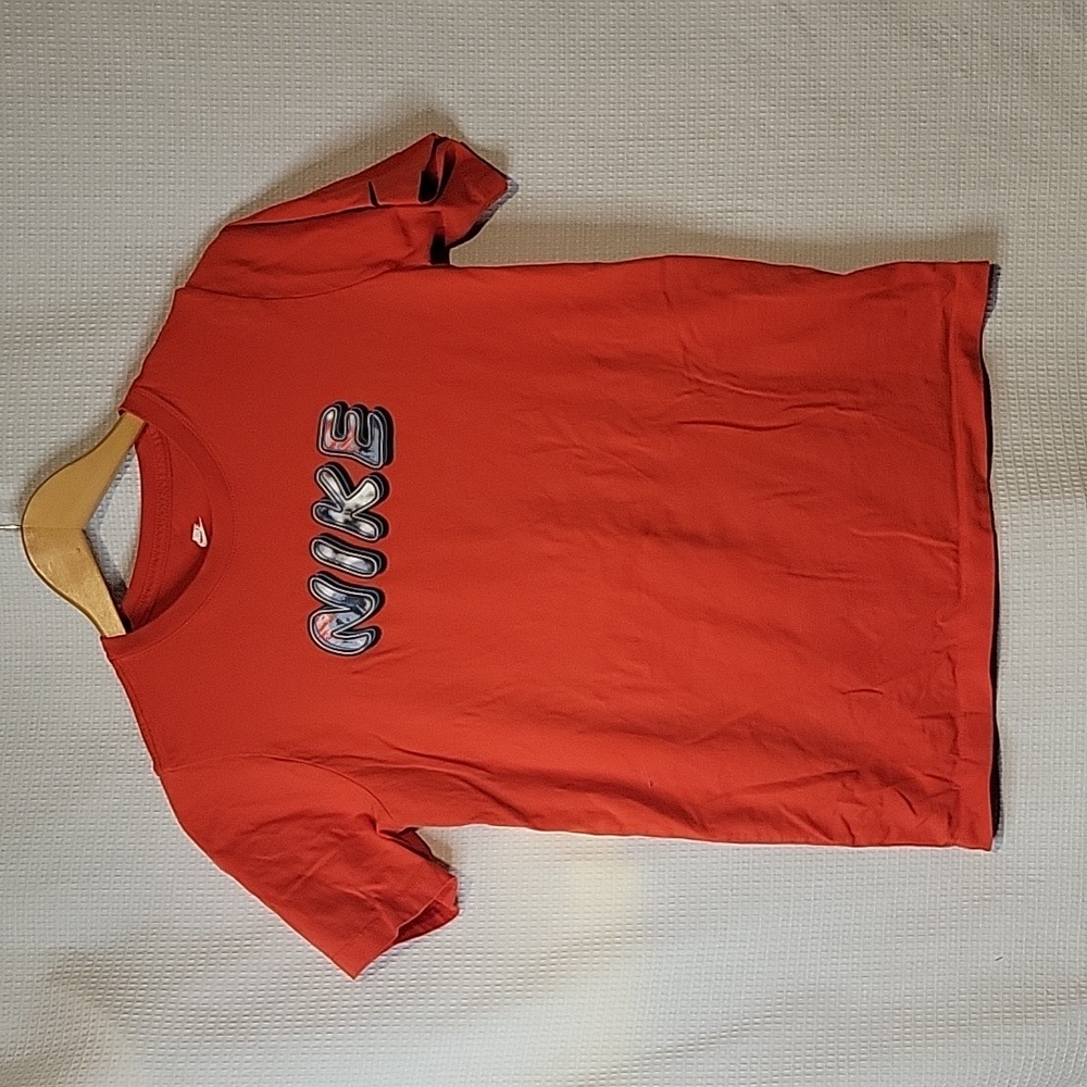 Nike The Nike Tee